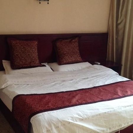 Yinhao Business Hotel Dazhong Εξωτερικό φωτογραφία