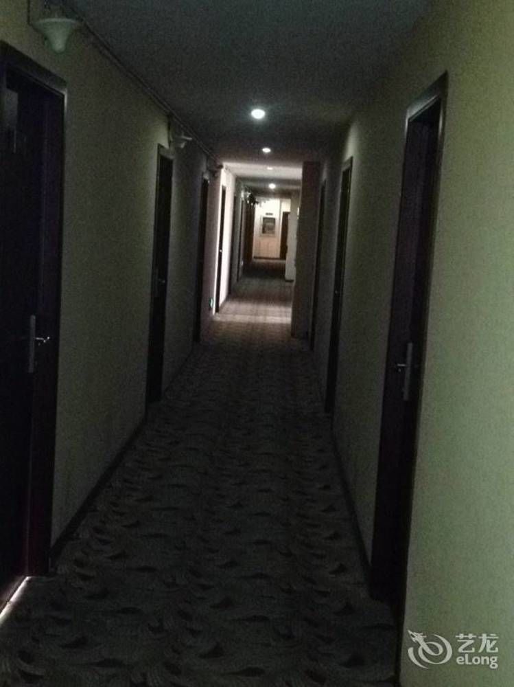 Yinhao Business Hotel Dazhong Εξωτερικό φωτογραφία